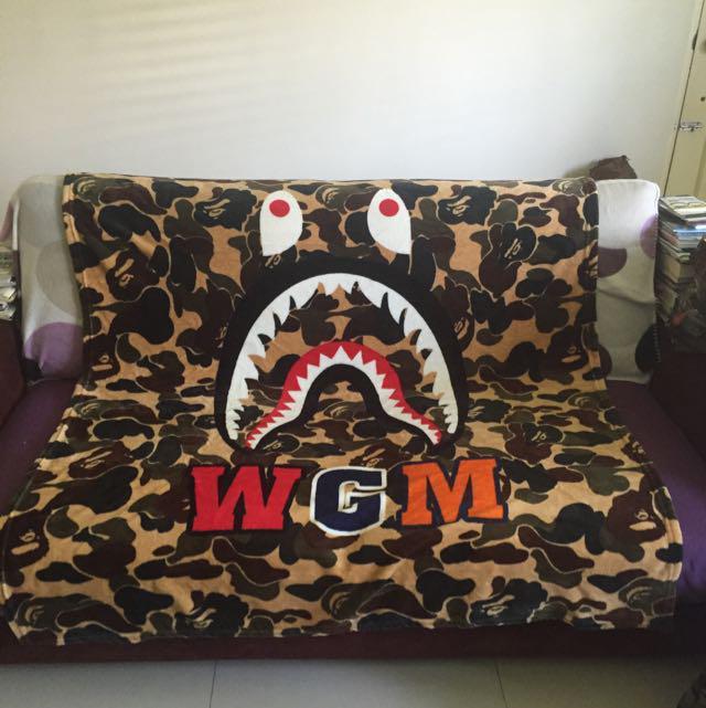 NEW ARRIVAL INSTOCK INSPIRED SINGLE SIZE BATHING APE BAPE SHARK CAMO BLANKET THROW Babies Kids Bathing Changing Other Baby Bathing Changing Needs on Carousell