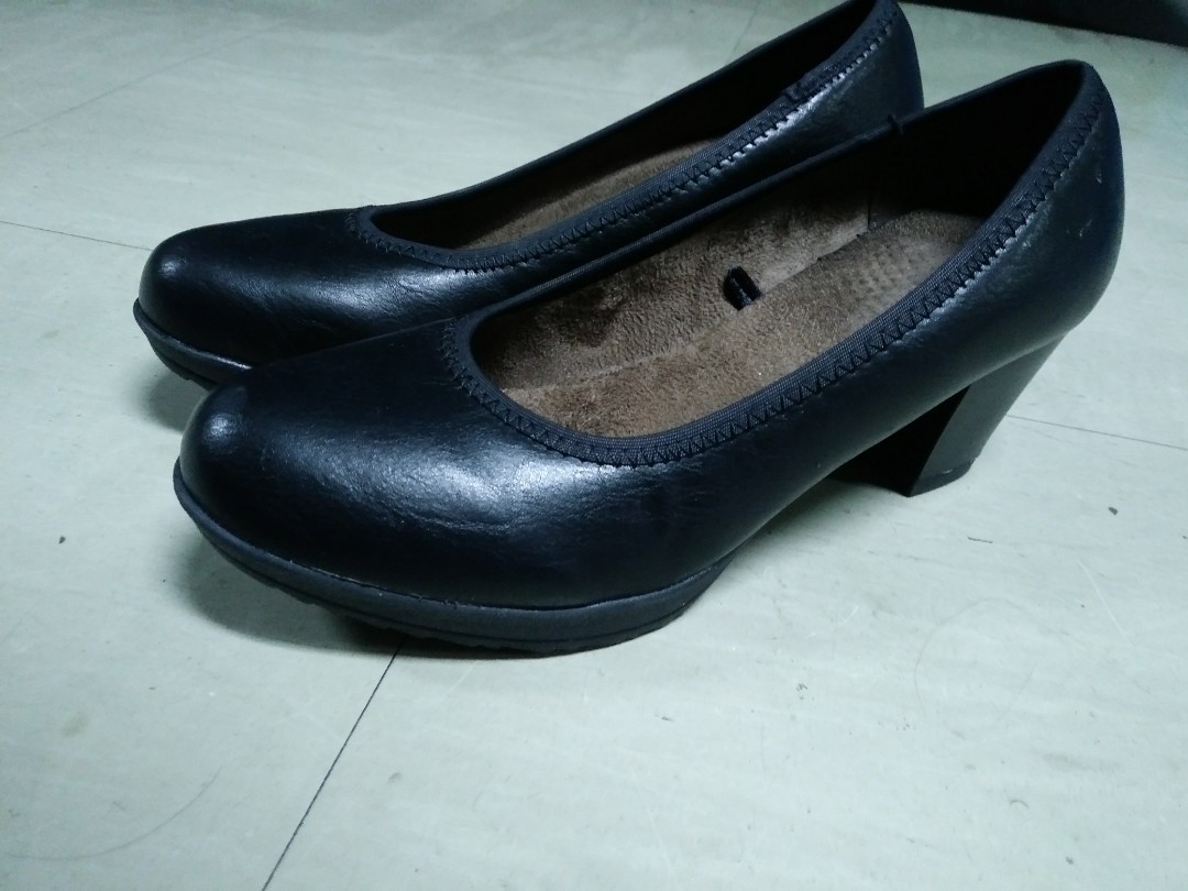 comfy black leather shoes