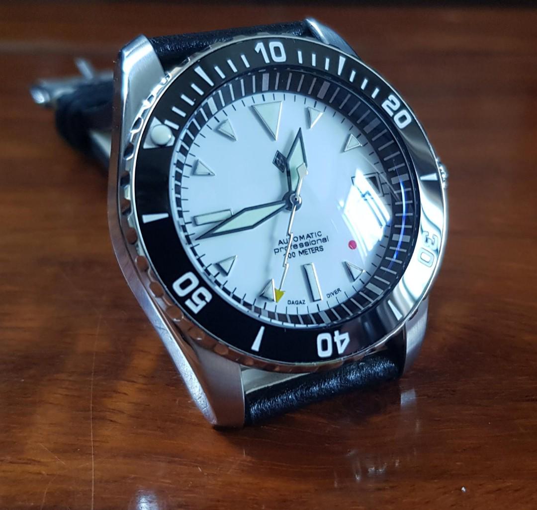 Seiko 5 Sports SNZF17 White ENAMEL Dial Mod