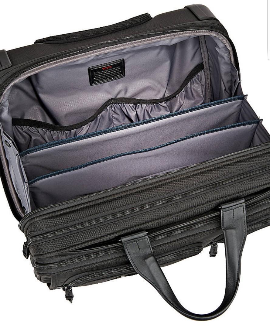 Tumi alpha 3 deluxe best sale 4 wheeled laptop case brief
