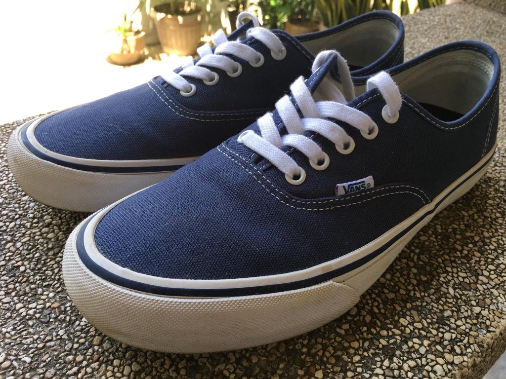 Vans authentic outlet pro 74