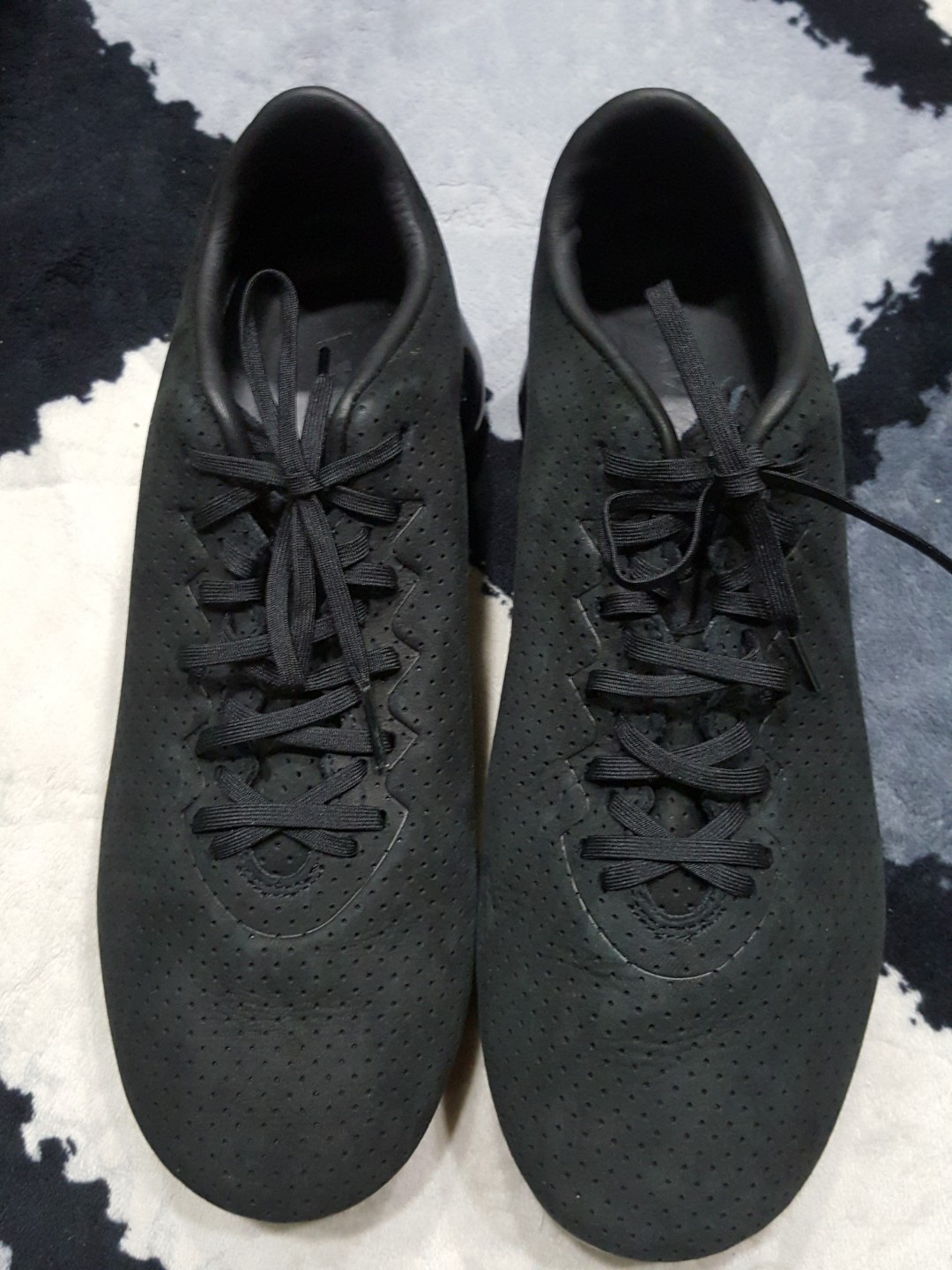 vapormax suede