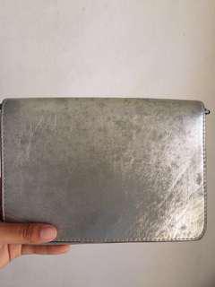 #PayDaySaleJuli H&M Silver Slingbag
