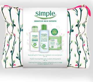 (Never opened) Simple skincare 3 piece mix gift bag (moisturizer+cleansing water+wipes)