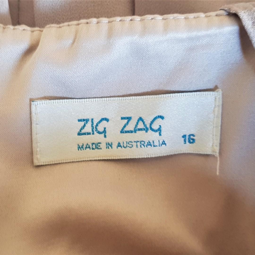 Australian Brand Zig Zag Grey Formal Dress Women S Fashion