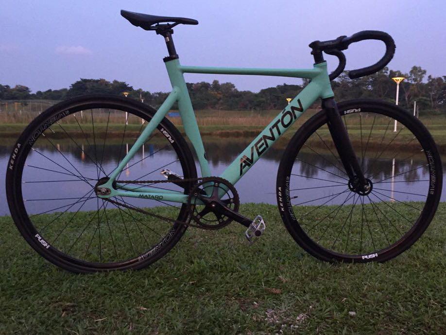 aventon push wheelset