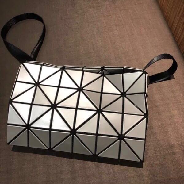 Bao bao sales sling bag price