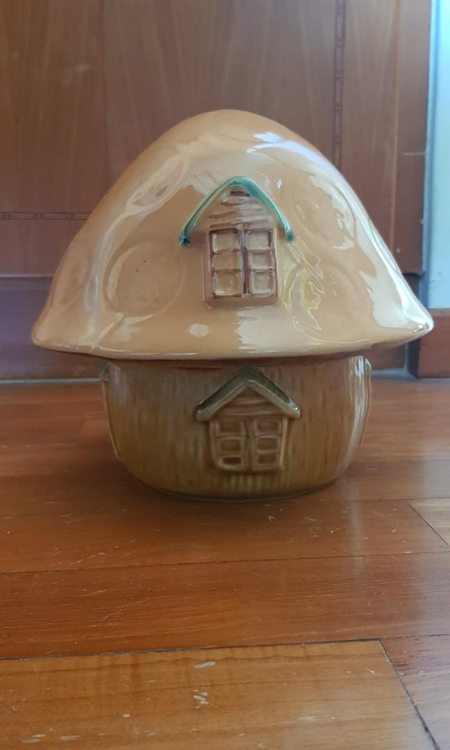 Ceramic Mushroom House, Pet Supplies, Homes & Other Pet Accessories on