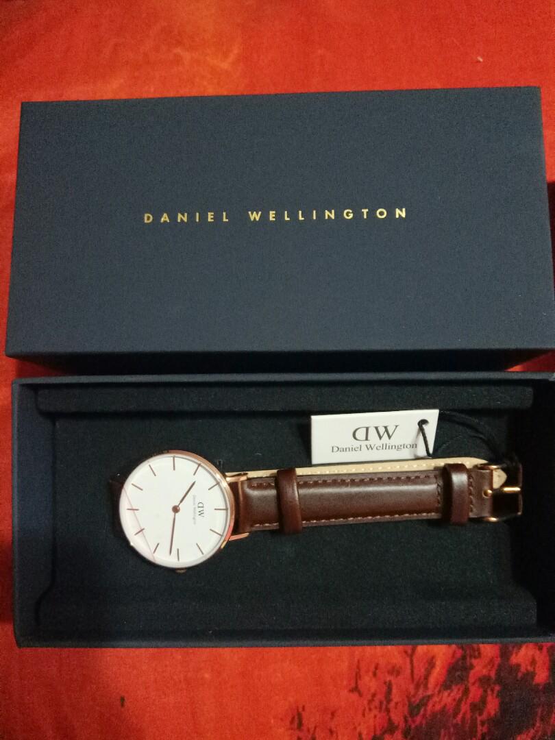 Daniel wellington classic petite bristol 28mm online