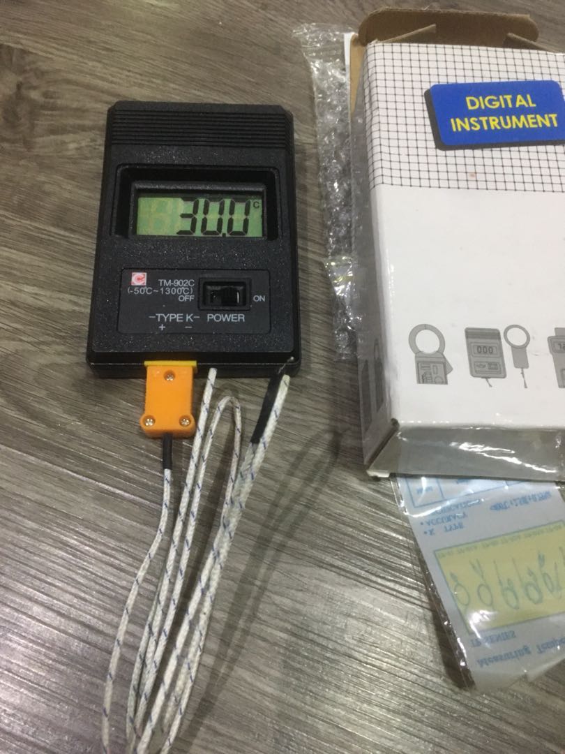 Thermometer Using A Wire Digital Thermometer with wire sensor, Electronics, Others on Carousell