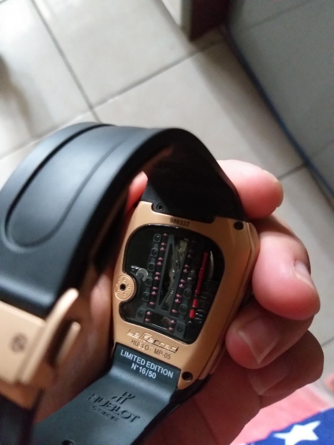 Jam shop hublot ferrari