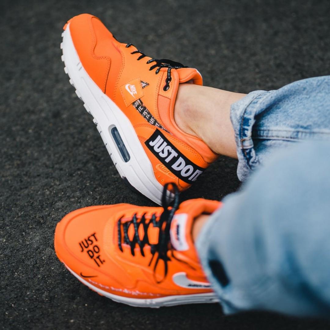 Nike air max 1 just do it pack orange sale