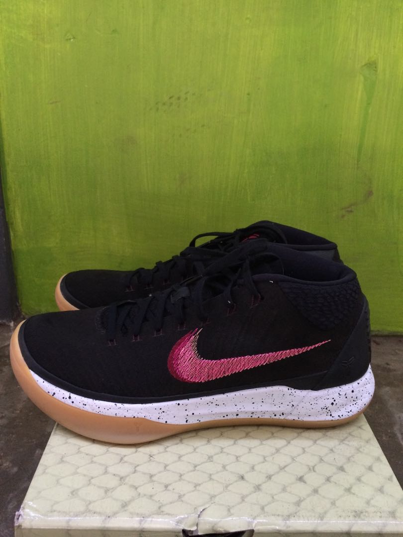 sepatu basket nike original