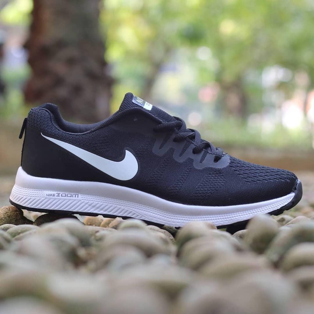 sepatu nike free zoom