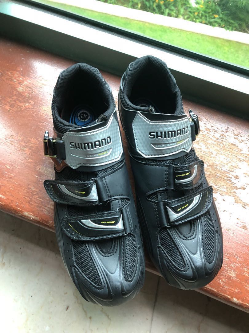 Shimano 2 bolt spd road shoes Sports Equipment Bicycles Parts