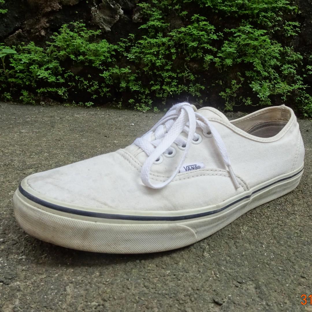 white low cut vans