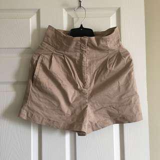 Dynamite beige shorts