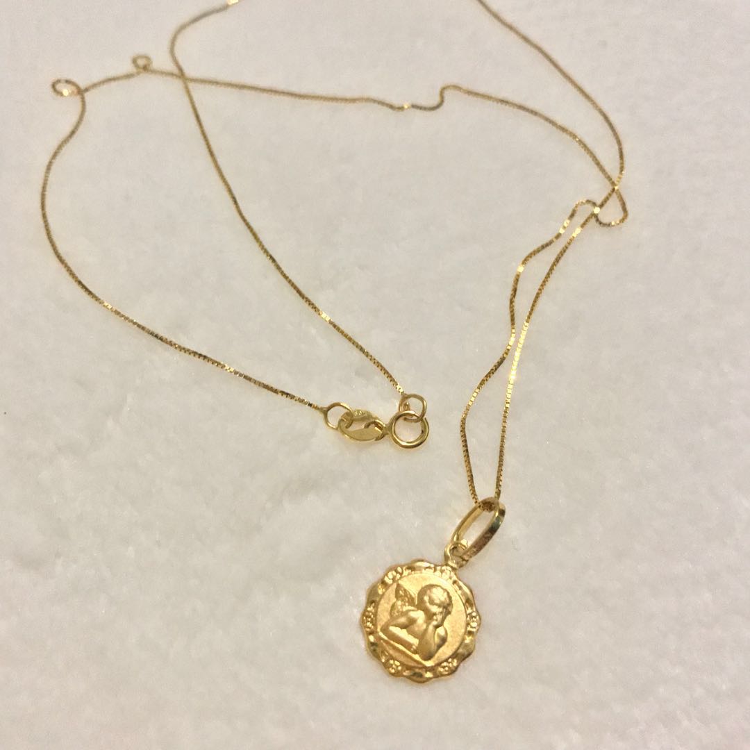 18k Gold Angel Medallion Necklace 