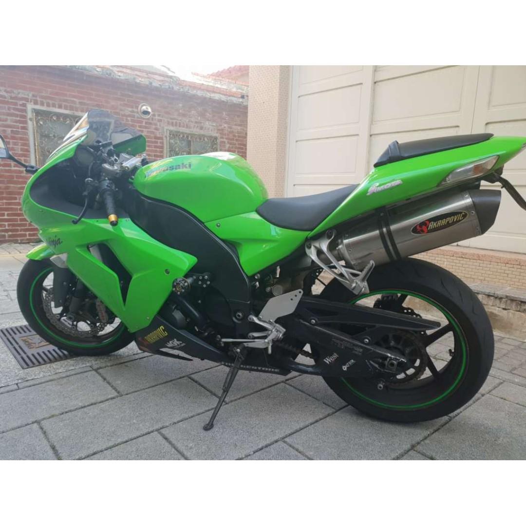 出售 來店賞車請找喬治 06年kawasaki Zx10r 原廠殼 機車 重機在旋轉拍賣
