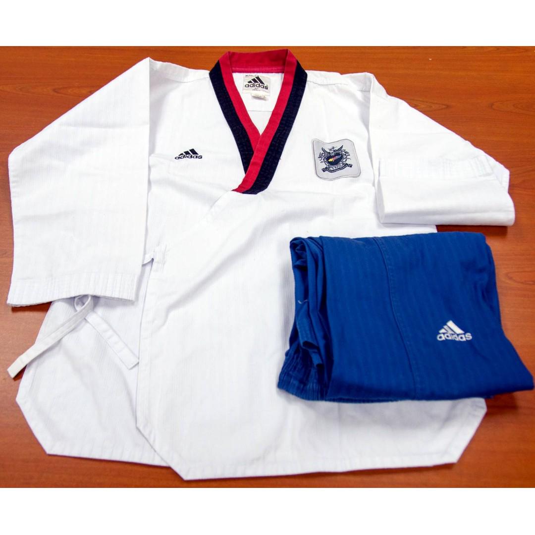 Isaac genezen Keel Adidas Taekwondo Poomsae Uniform Dobok Poom Red Black Belt Male 160cm,  Men's Fashion, Activewear on Carousell