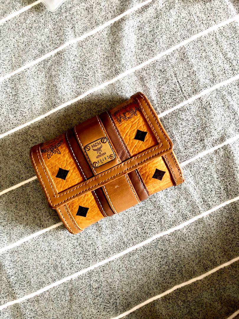 mcm wallet cognac