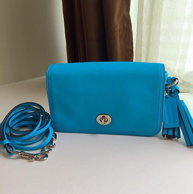 COACH Legacy Penny in Black, Women's Fashion, Bags & Wallets, Purses &  Pouches on Carousell