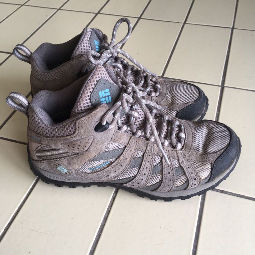columbia redmond mid waterproof hiking boot