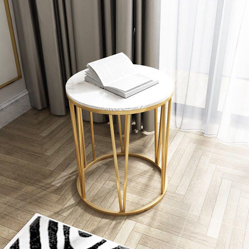 Gold Side Table Coffee Furniture Tables Chairs On Carou - Round Marble Coffee Table Used Gold Side Table Coffee Furniture Tables Chairs On Carou - Round Marble Coffee Table Used