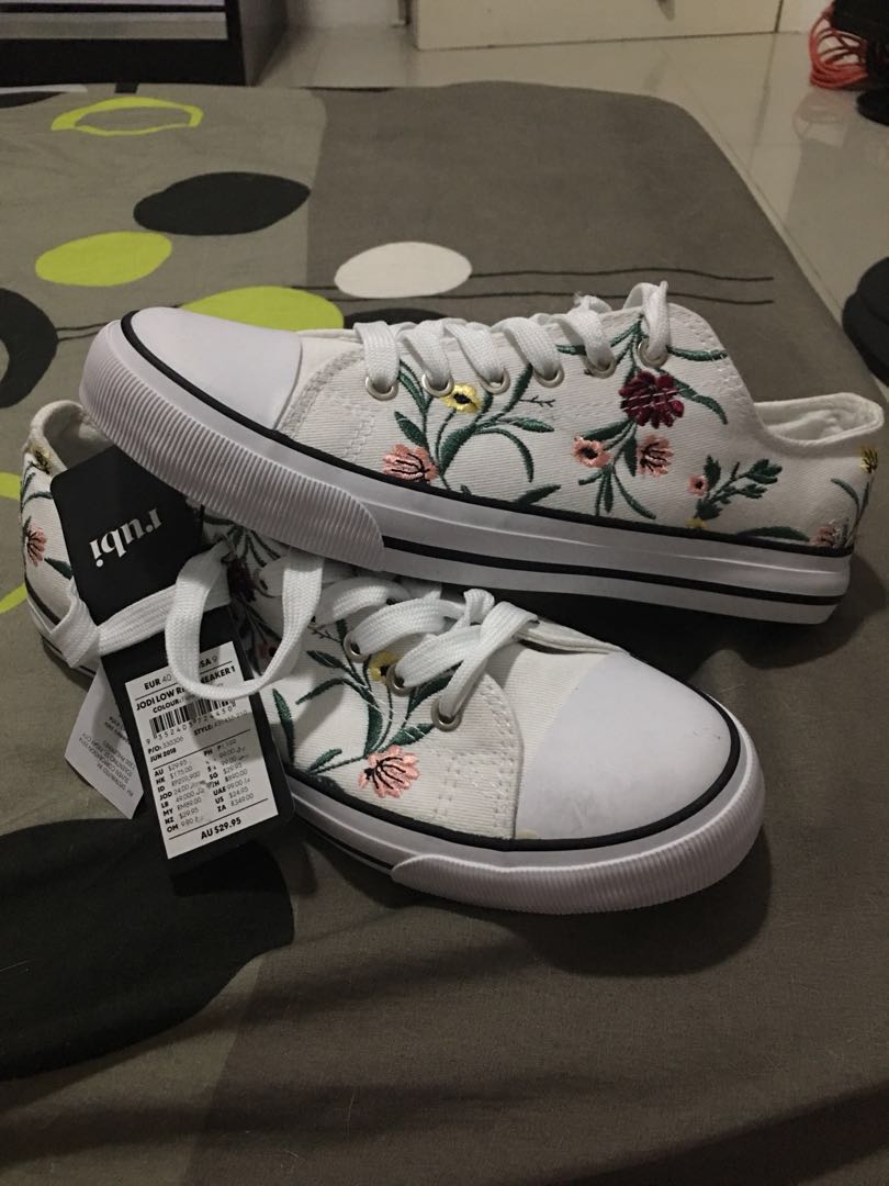 JoDi low rise sneaker 1 RUBI by cotton on Women s Fashion