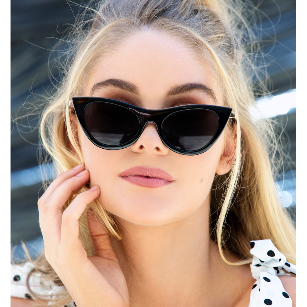 Le Specs Enchantress Sunglasses, Women's Fashion, Watches & Accessories ...