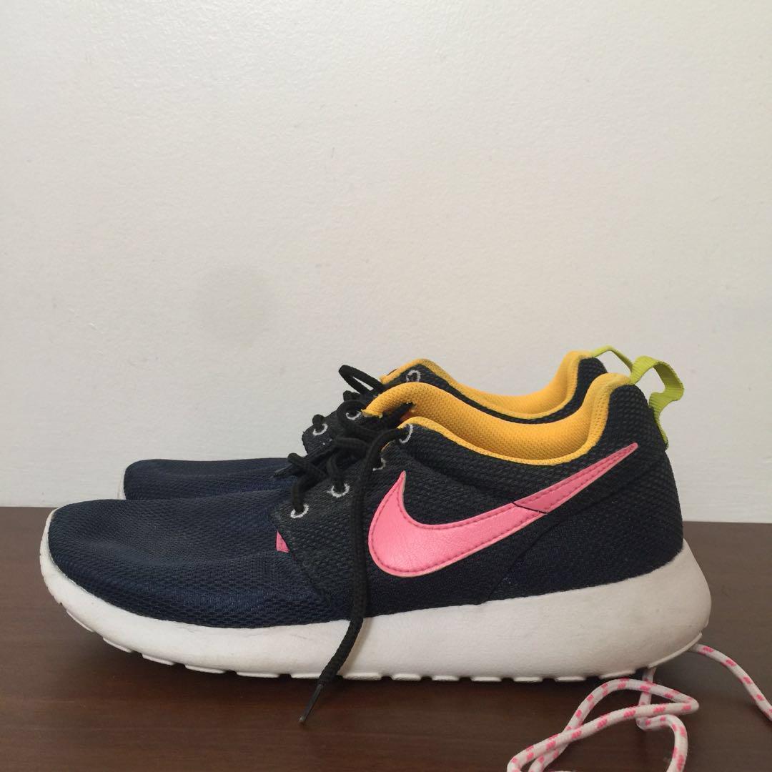 nike roshe run free