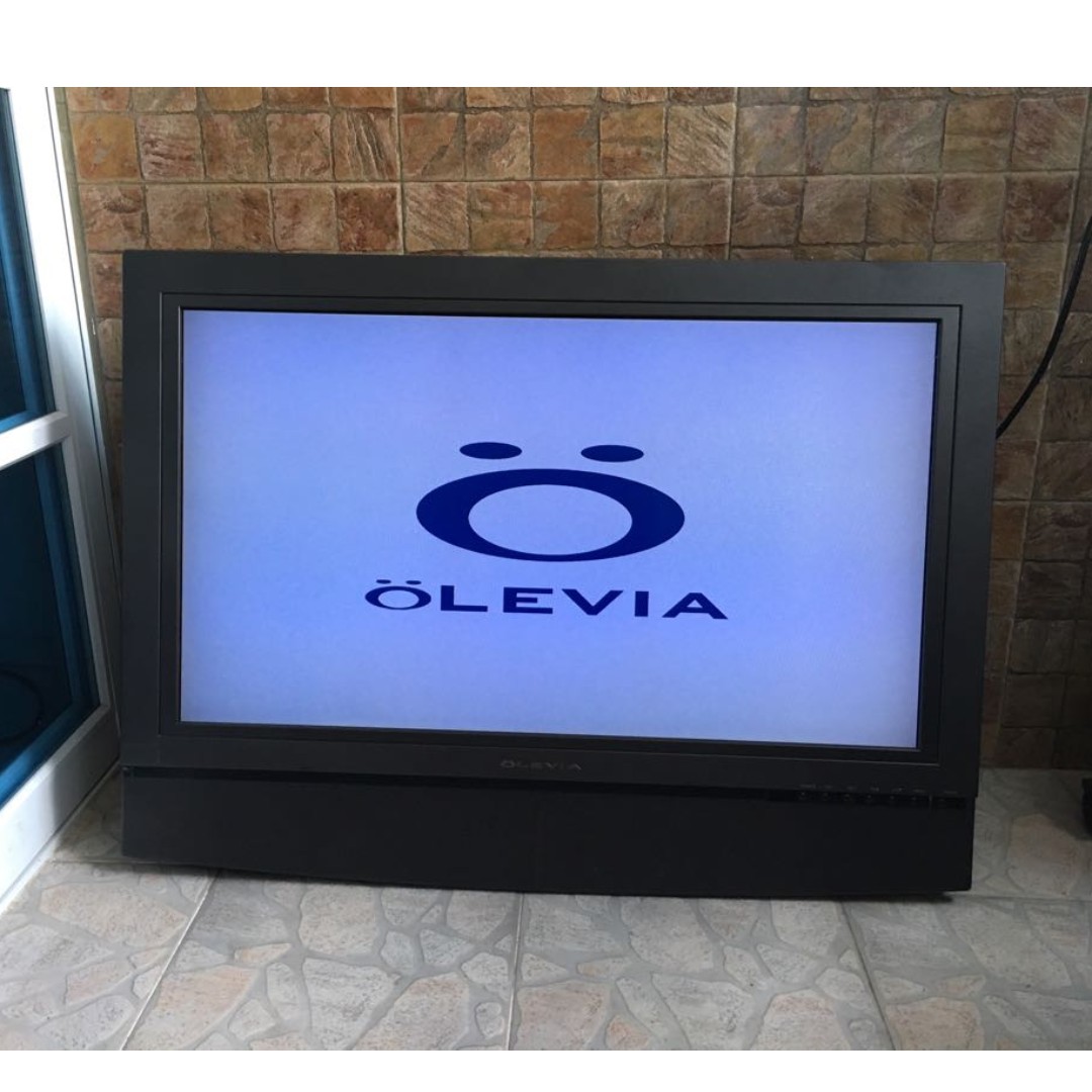 32 inch LCD HD TV, TV & Home Appliances, TV & Entertainment, TV on
