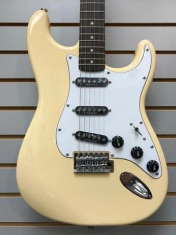 squier modified 70s strat