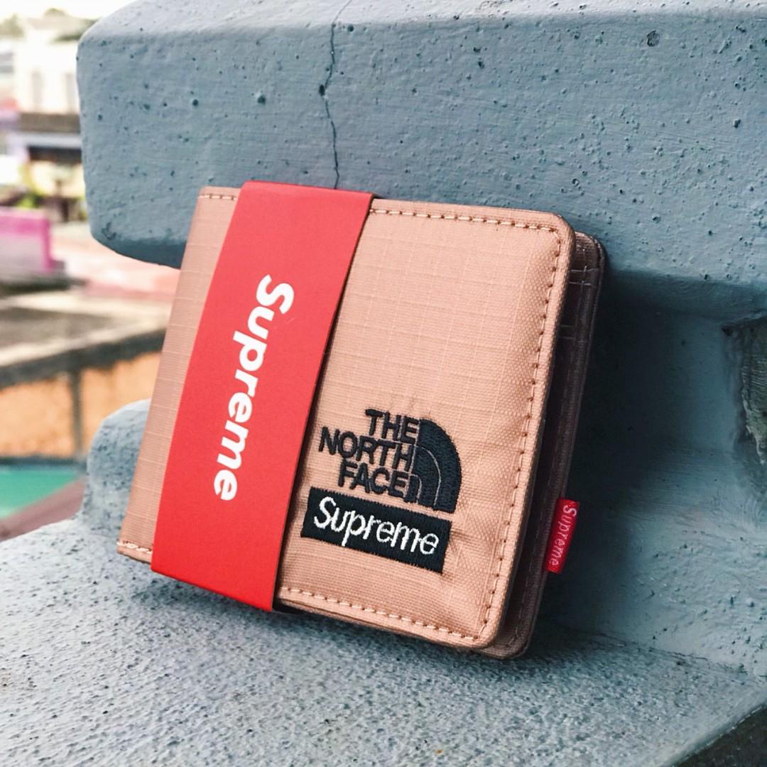 The north on sale face supreme wallet