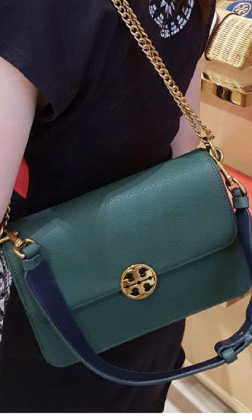 Chelsea chain pouch outlet tory burch