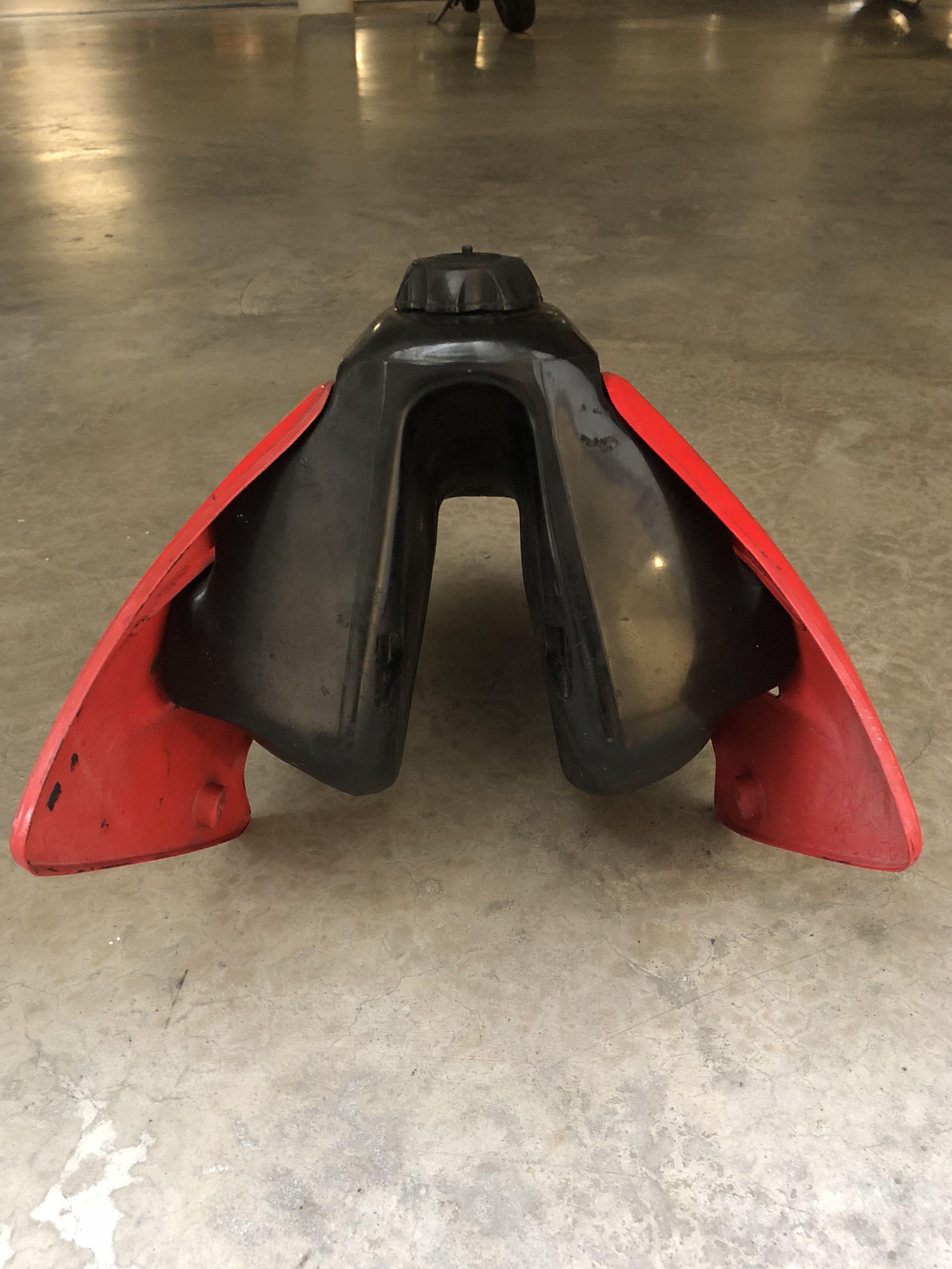 XR400 12ltr IMS fuel tank, Motorbikes, Motorbike Accessories on Carousell