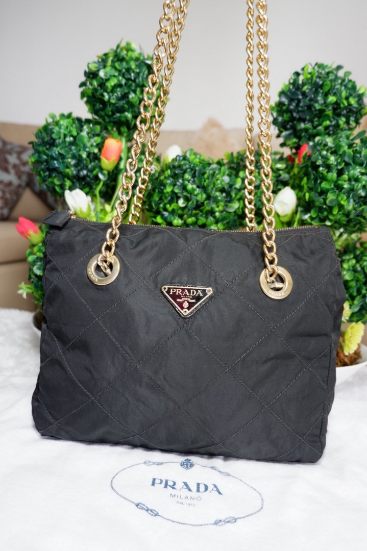 prada gold chain