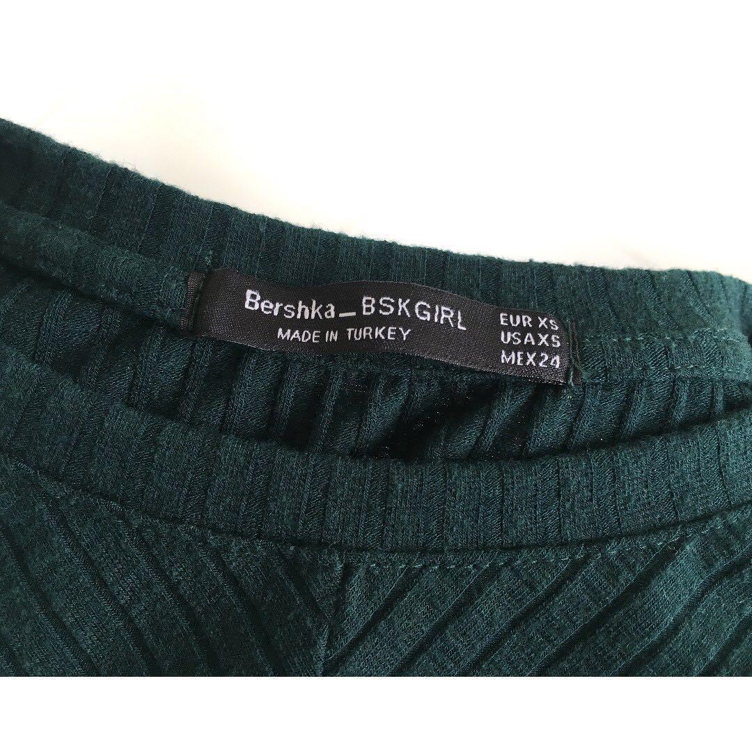 Bershka Long sleeve Top (Forest Green) - Stetchable Fitting (Category: Others Tops) located in Lapu Lapu. Submitted by blacksheepx (Listing ID 174044562, Image 3). Description: 🌟 Used only once! Bought it for P1,199 Listed price is last price. First to pay basis. Max 2 days reservation. Due to the nature of the items, no returns are accepted. Please kindly ask all your questions before buying the item. Thanks for your interest!.