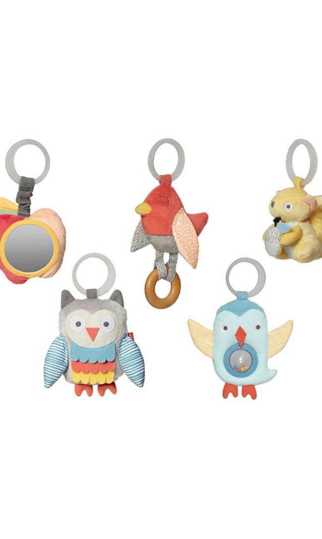 skip hop treetop friends activity gym grey pastel
