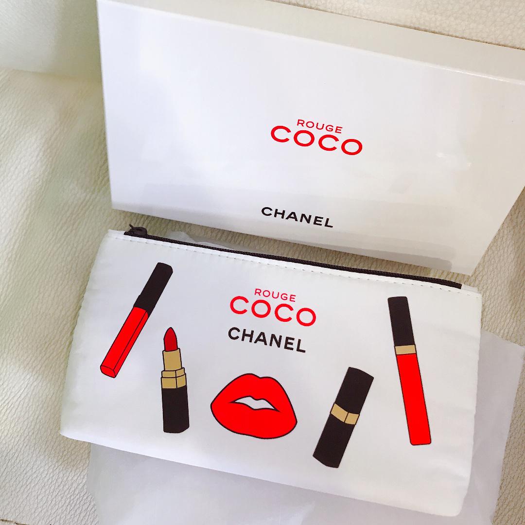 Coco chanel makeup bag discount