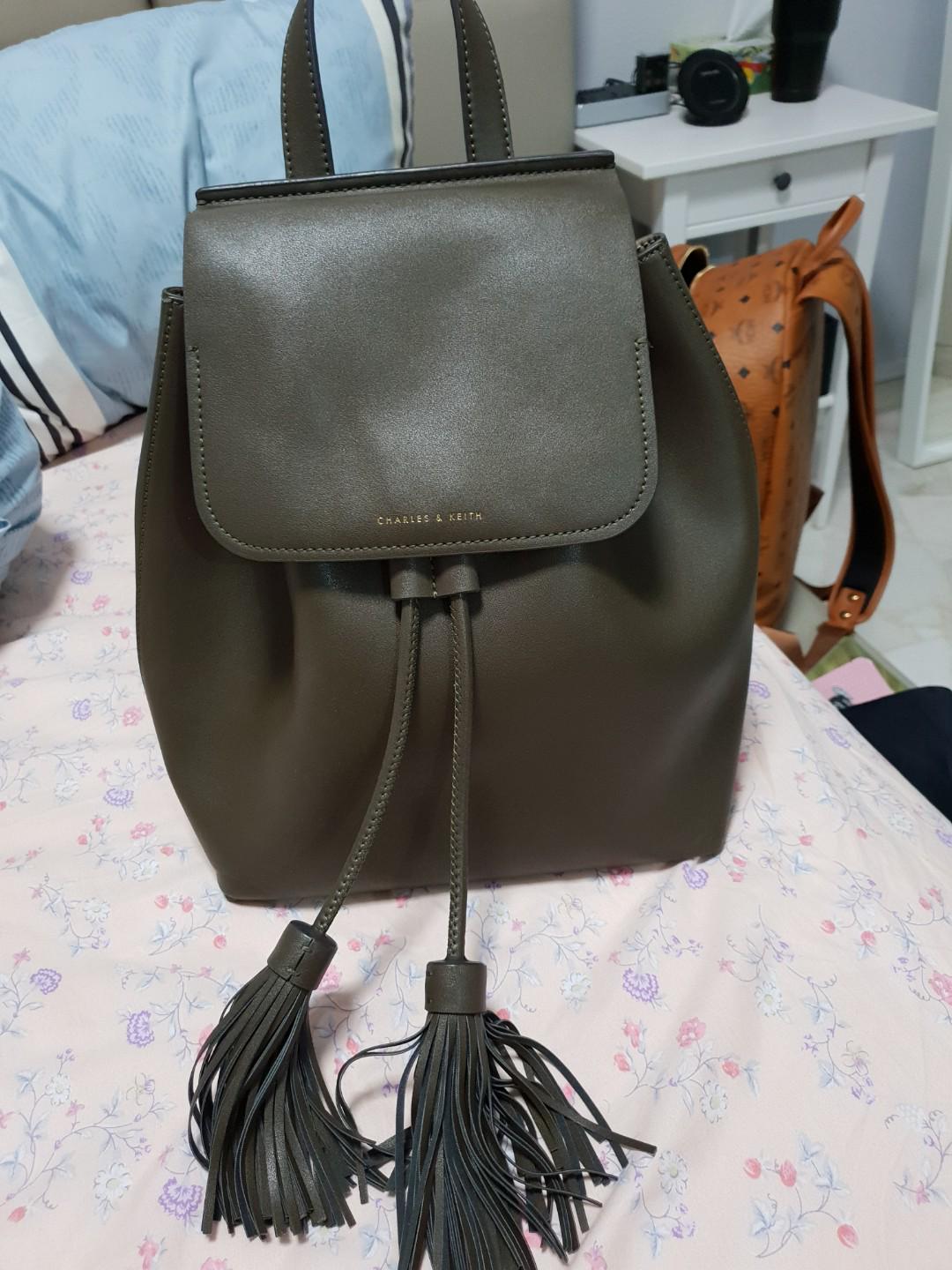 charles and keith olive green bag