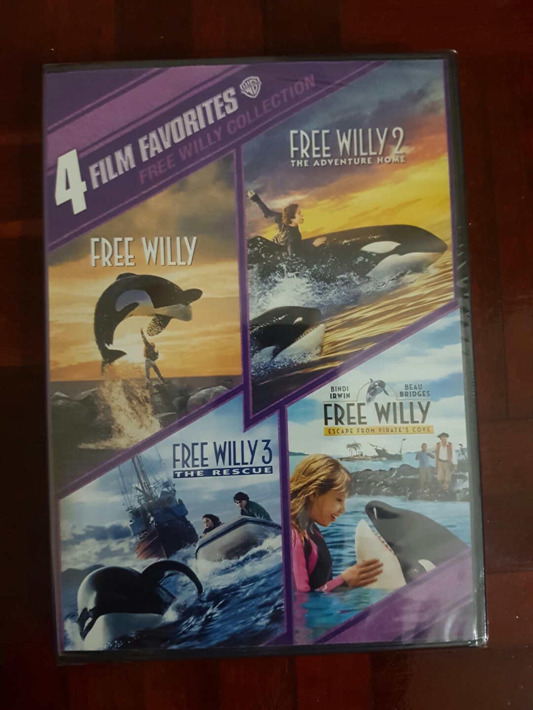 Free Willy Collection 4 Film Favorites (Free Willy / Free Willy 2 The