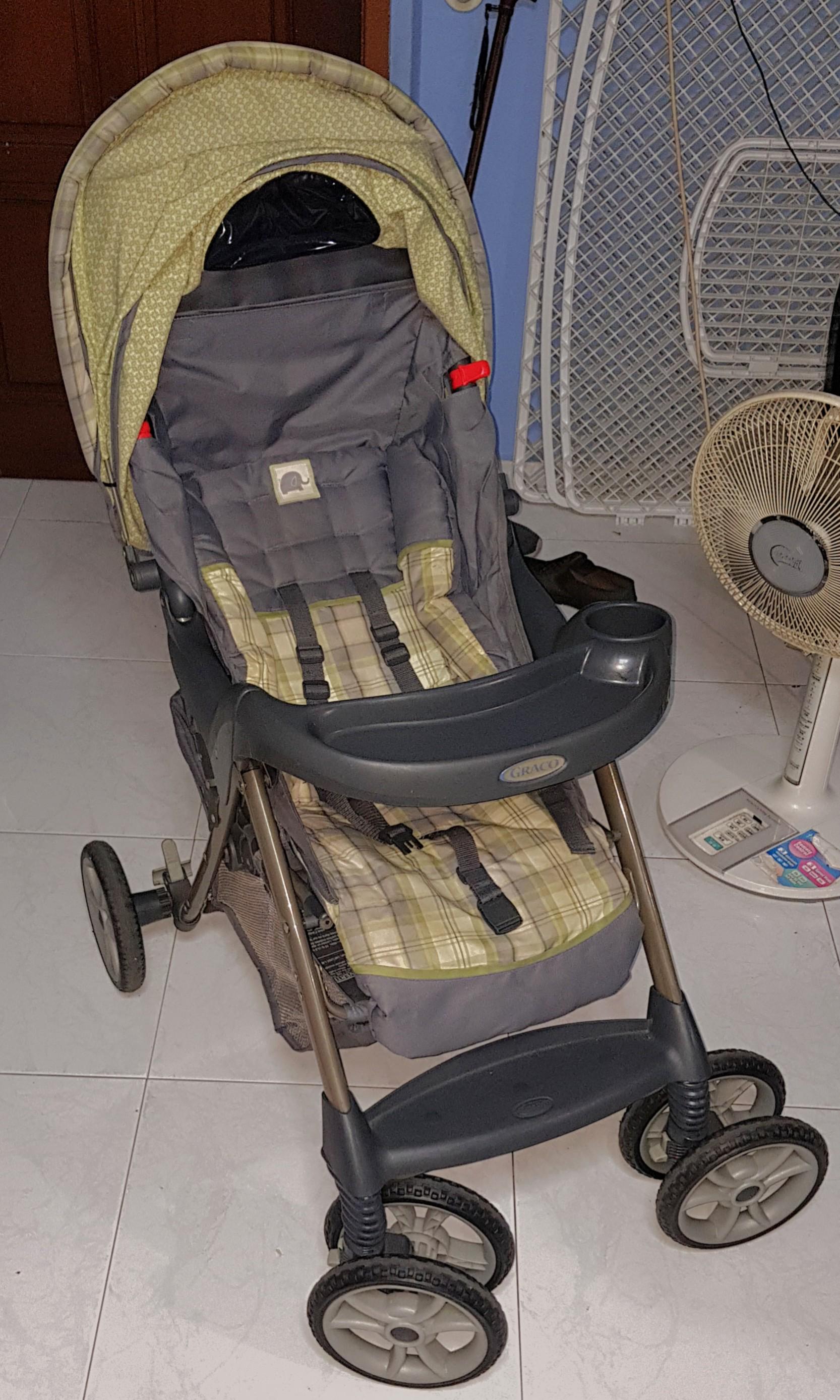 Graco travel system stroller, Babies & Kids, Going Out, Strollers on