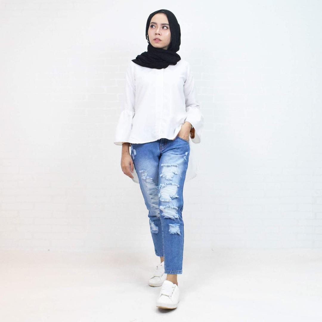 Hijab Friendly Ripped Jeans, Women's 