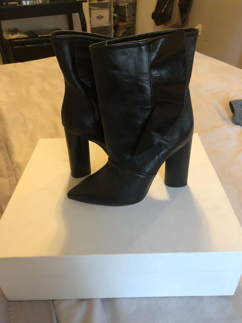 IRO (Category: Shoes) located in Montreal. Submitted by gemssz (Listing ID 182660409, Image 3). Description: Brand new IRO black boots size 36.