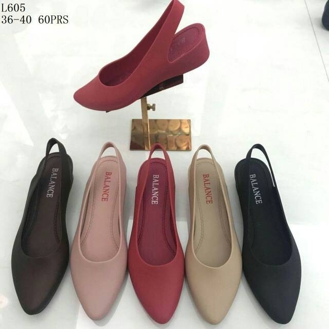 jelly shoes balance