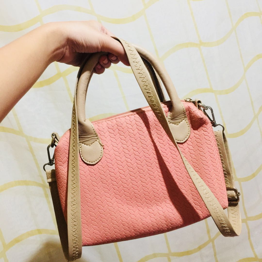 kimbel sling bag