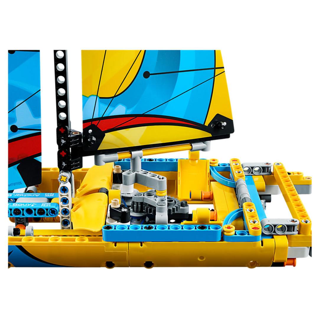 yacht lego technic