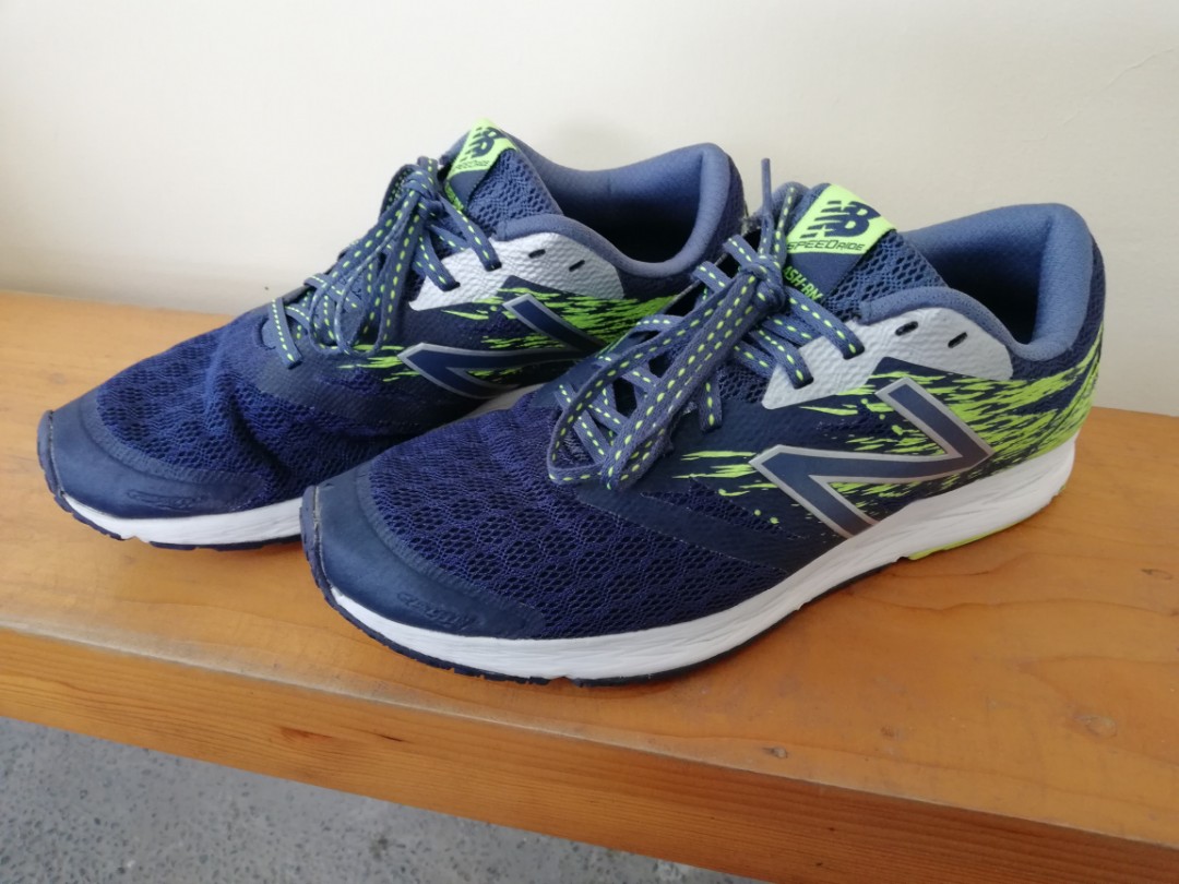 new balance flash running shoes