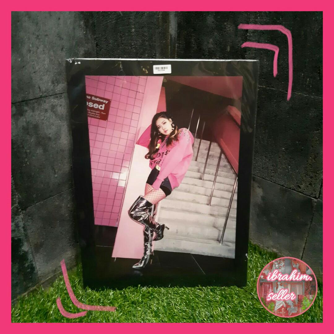 OFFICIAL BLACKPINK POP UP STORE - PHOTO FRAME ( ROSE Ver.2 )